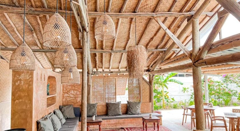 Bungalow Cafe Gili Beachfront Resort in Pemenang