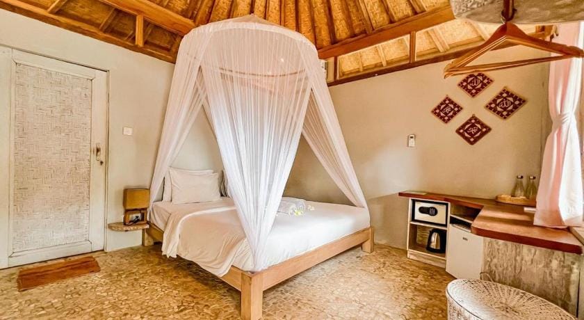 Bungalow Cafe Gili Beachfront Resort in Pemenang