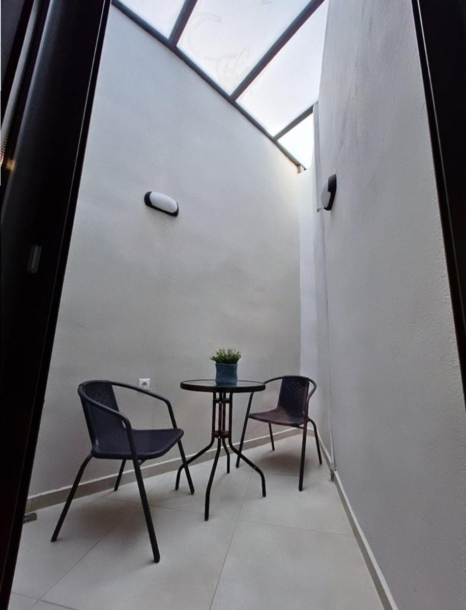 Basil Central Studio - by Checkin Apartment in Heraklion