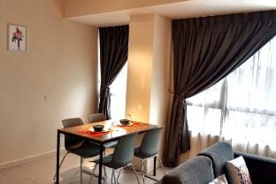 LUX-HOME-1BR~Tamarind| WiFi | NETFLIX|Parking Vacation rental in Selangor, Malaysia