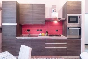 Rosa Homes - THE RED Vacation rental in Genoa