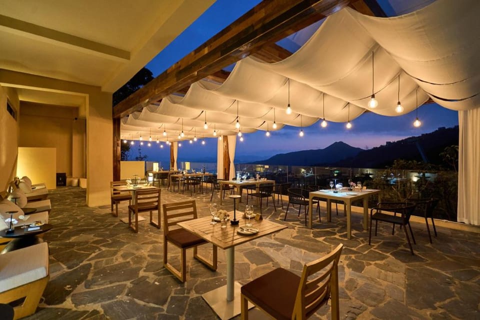 Miyue Shenzhen Tianlu Secret Wild Wizard Holiday Meisu Hotel in Shenzhen
