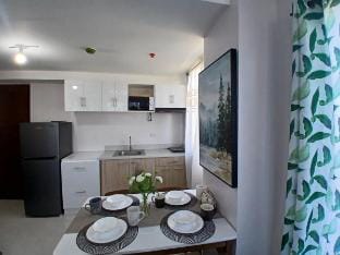 One BR 15min to Mactan Airport, fully furnished Apartment in Central Visayas