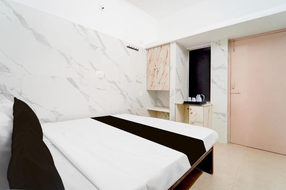 Super Hotel O Coimbatore Hopes College Hotel in Coimbatore