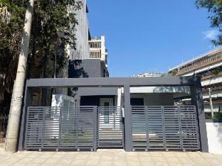 Cozy balcony apartment Vacation rental in Athens