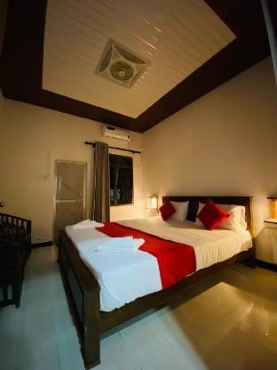Welcome toT ropical Dreams Villa Habarana Vacation rental in Sri Lanka
