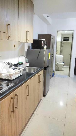 2BR SHORE AFFORDABLE GROUPS FAMILY STAYCATION Apartment in Pasay