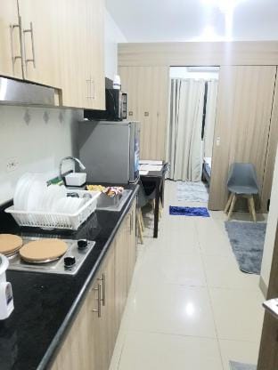 1BR SHORE Affordable staycation Apartment in Pasay