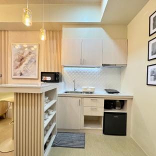 Avida Atria Studio 1512  by Nap&Cuddles Apartment in Iloilo City