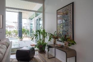 Tropical Luxury 6BR Pool Villa w/ Lift & Gym Villa in Bangkok