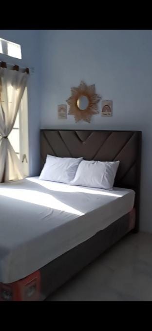Paiton Guesthouse Syariah Vacation rental in East Java