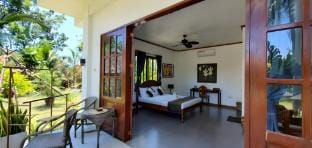 Private accommodation in Moalboal-Garden Level Vacation rental in Lapu-Lapu City