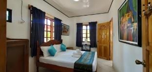 Private 1-BR Bungalow in Moalboal Vacation rental in Lapu-Lapu City