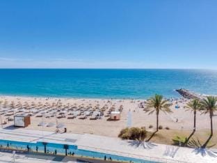 Quarteira First Line Front Beach Pool Flat View Apartment in Quarteira
