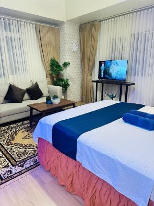 We Vibe, 81 Newport Blvd across the airport NAIA 3 Apartment in Pasay