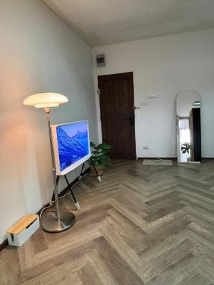 Thairong Tower Condominiums on Phatthanakan Road  Apartment in Bangkok