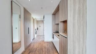 Luxury Ha Long Bay Condo | Sky Pool/Balcony|37FL Vacation rental in Laos