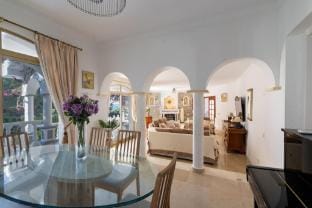 Casa Bella in Mijas with 4 bedrooms and 3 bathrooms Villa in Valle del Guadalhorce