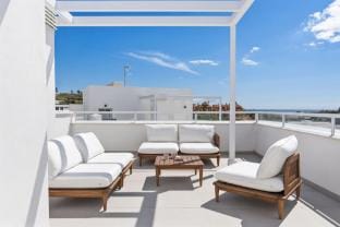 Feliz in Estepona with 3 bedrooms and 3 bathrooms Apartment in Costa del Sol