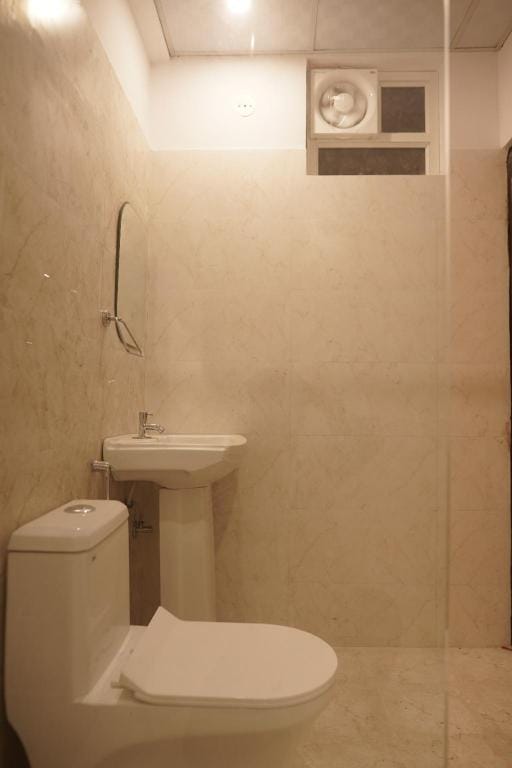Redwood Mangus by Black Tie Hotel in Jaipur