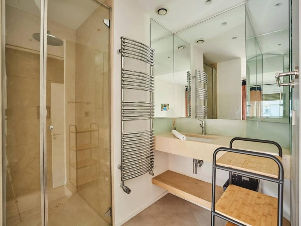 Amazing Penthousse Foch Arc de Triomphe Trocadero Apartment in Paris