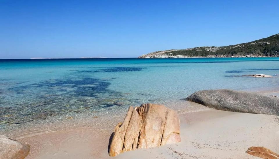 Cozy veranda retreat near Budoni Apartment in Sardinia
