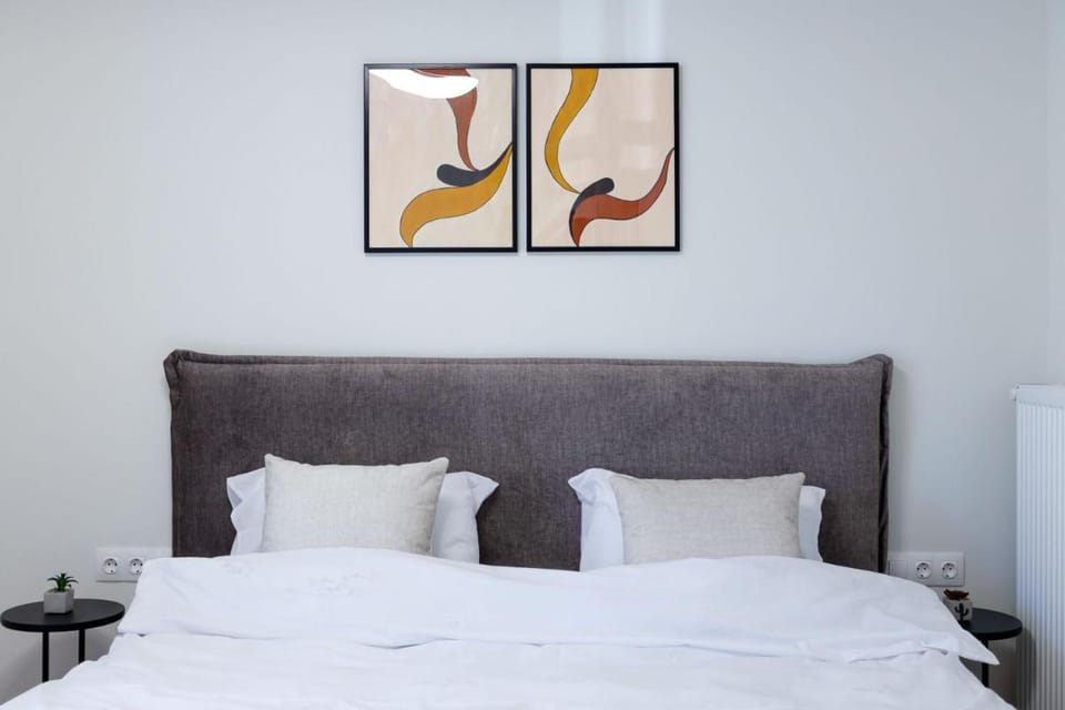 Modern 2-Bedroom Apartment in Downtown Glyfada Apartment in South Athens