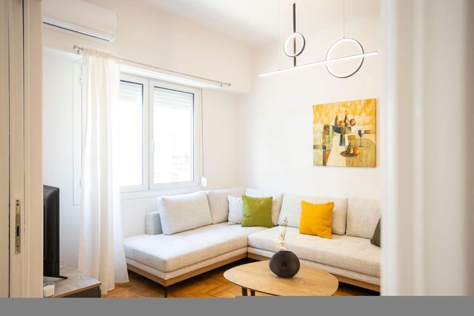 Elegant 3-Bedroom Retreat in the Heart of Kolonaki Apartment in Athens