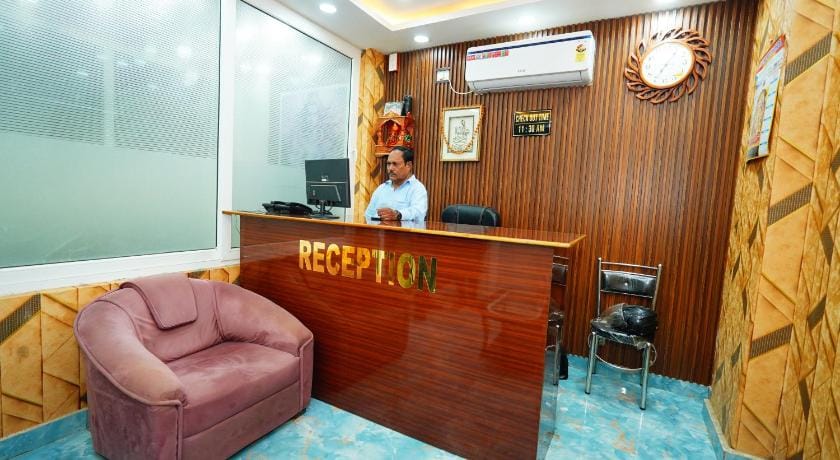 Tejas paying guest house & Restaurant Bed and Breakfast in Varanasi