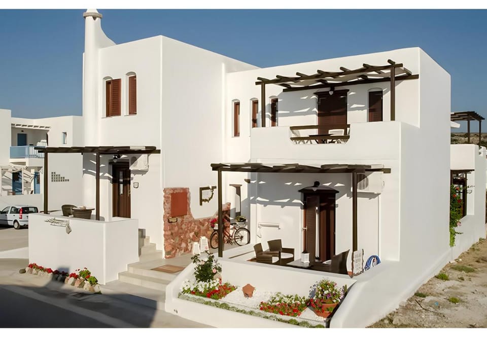 Niriides Bed and Breakfast in Milos