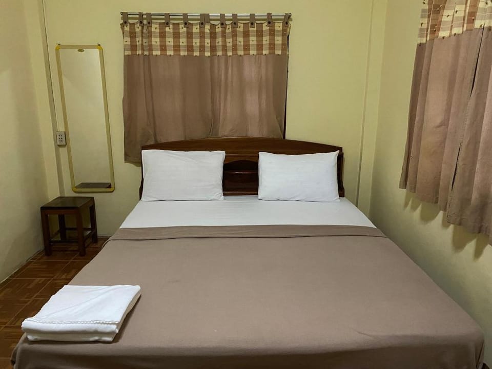 SUNTIPHAB GUEST House Hotel in Laos