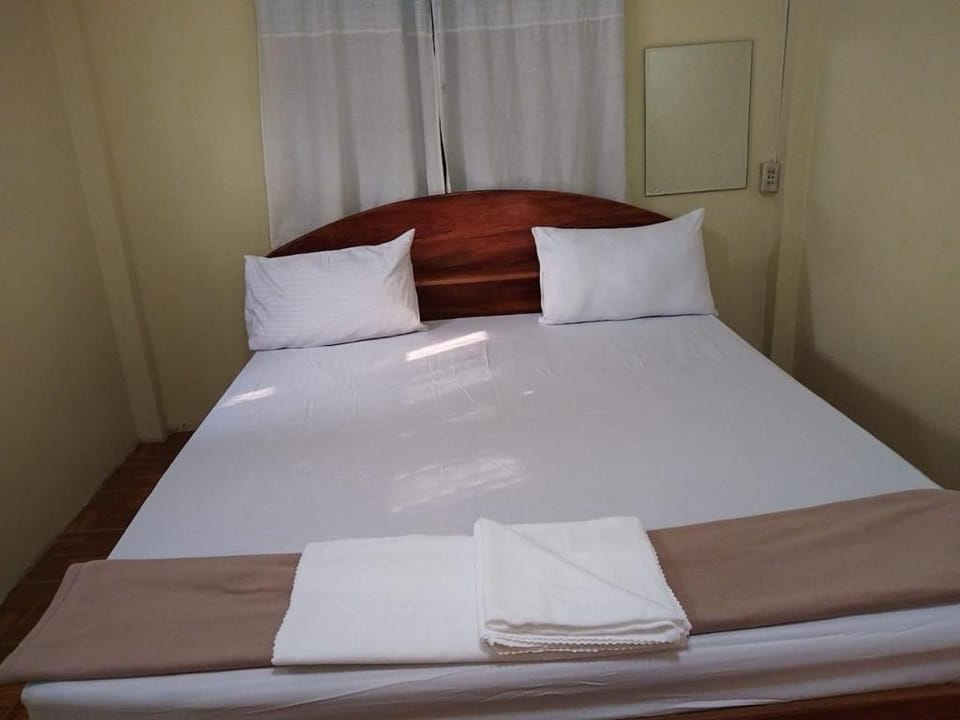 SUNTIPHAB GUEST House Hotel in Laos