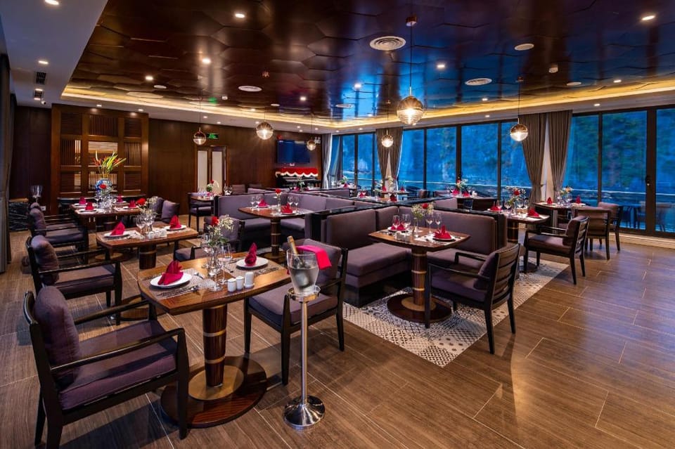 Halong Bay Cruises Hotel in Laos