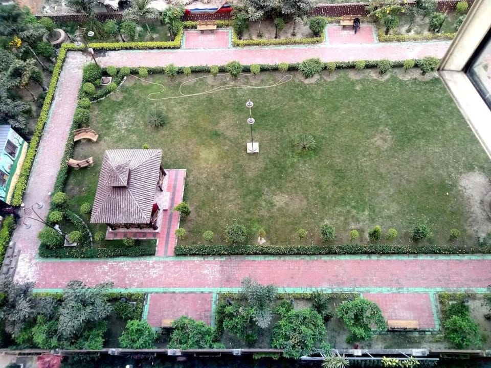 Lynq Aero Apartment in Kolkata