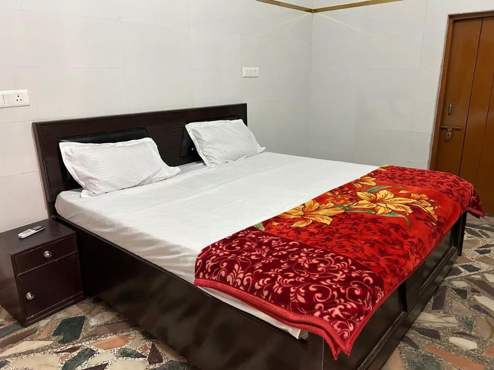 Shri Bade Hanuman Mandir Guest house Hotel in Nepal