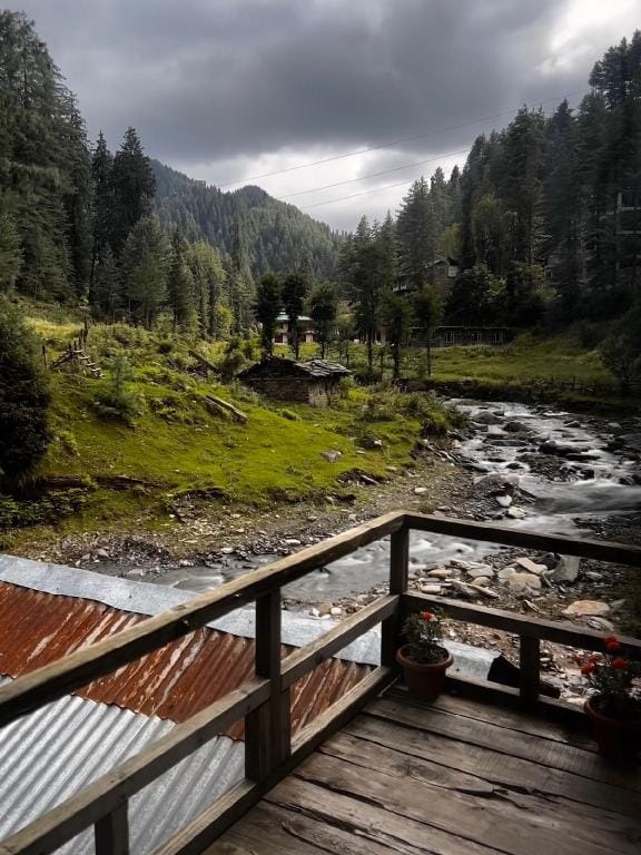 Alpine stays Hotel in Himachal Pradesh