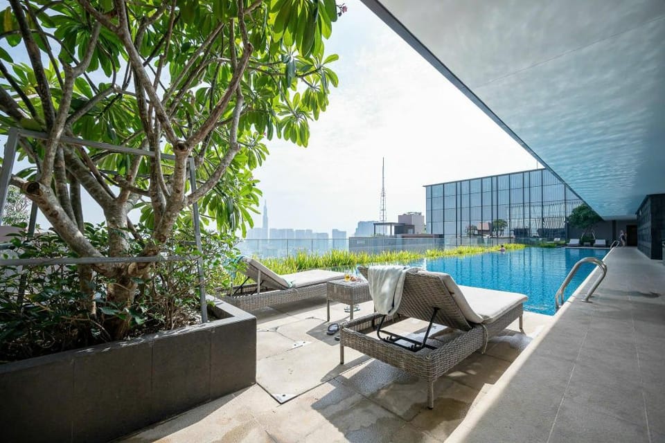 Sunrise Lux-Living at The MarQ Residence D1 Apartment in Ho Chi Minh City