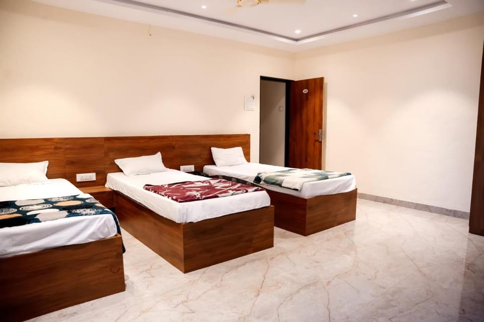 Ashatbhuja Executive Tuljapur Vacation rental in Karnataka