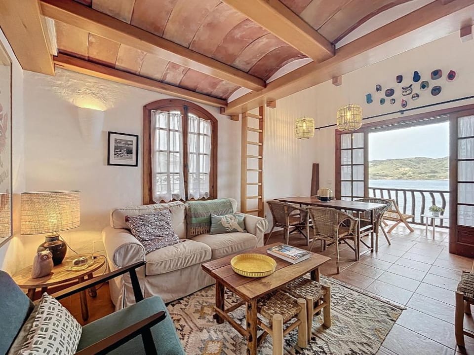 Roca Fornells, P131 Apartment in Raiguer
