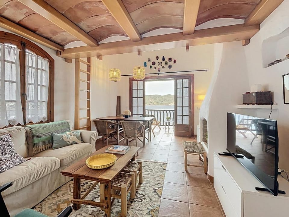 Roca Fornells, P131 Apartment in Raiguer