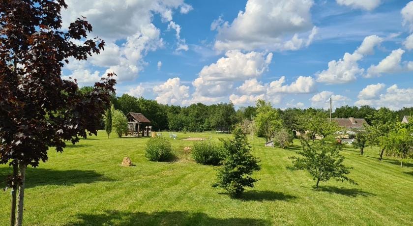 Domaine le Petit Ponceau Apartment in Centre-Val de Loire