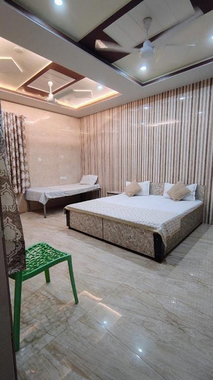 Dwarika Palace Hotel in Uttar Pradesh