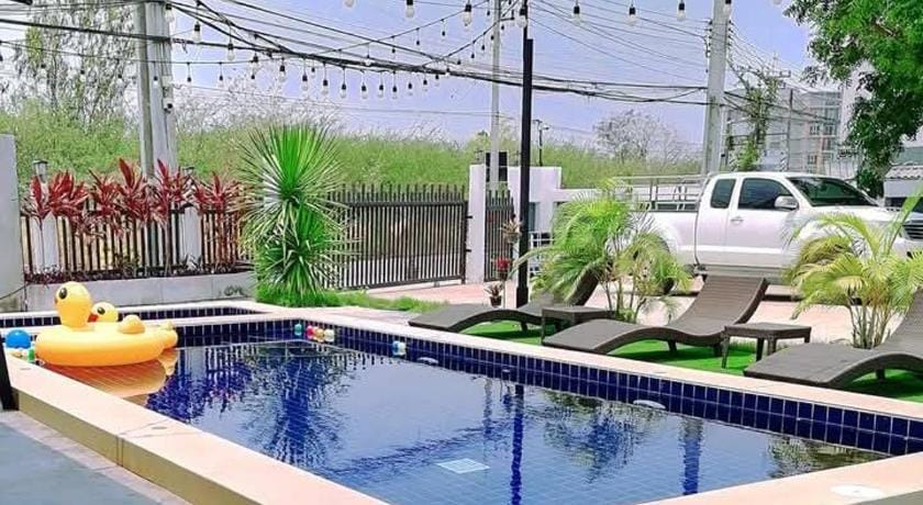 Baan Mae Num HuaHin 102 บ้านแม่นุ่ม Bed and Breakfast in Nong Kae