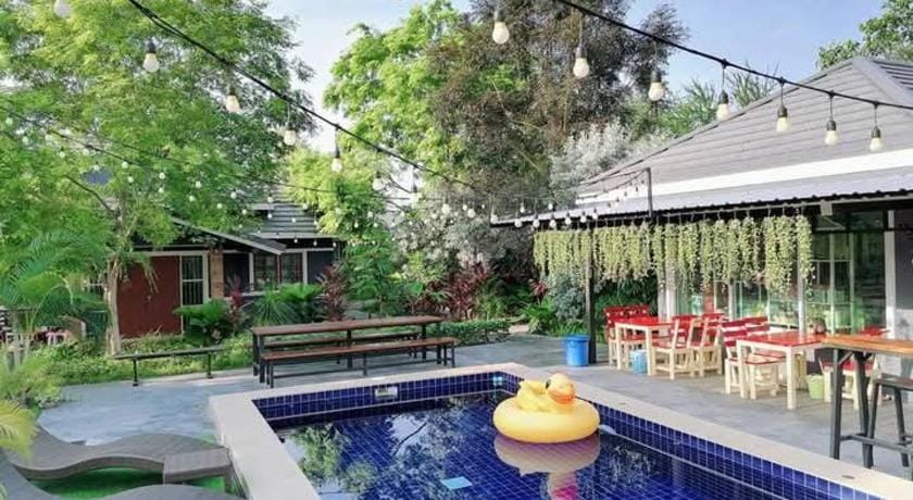 Baan Mae Num HuaHin 102 บ้านแม่นุ่ม Bed and Breakfast in Nong Kae