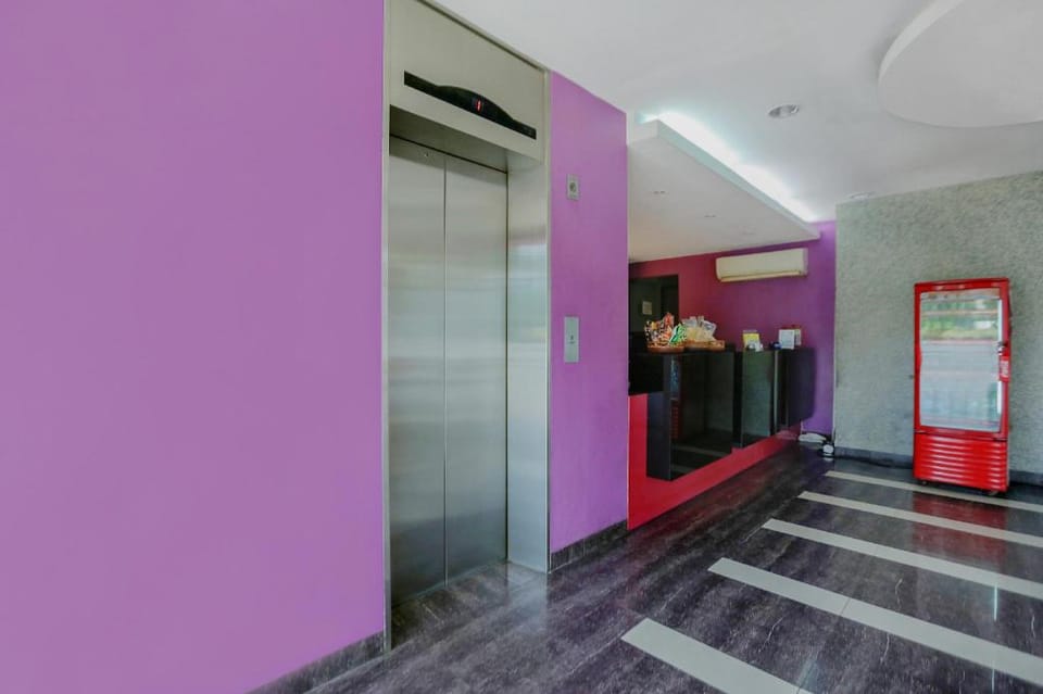 Dancenter Manggis Inn Near UMS Stadion Hotel in Jakarta