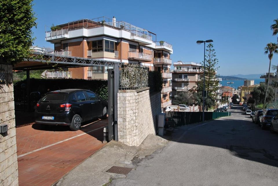 Air-conditioned flat with garden and hot tub Apartment in Formia