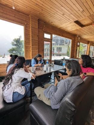 HOTEL BLUE DIAMOND (BY RIGVEDA) Apartment in Himachal Pradesh