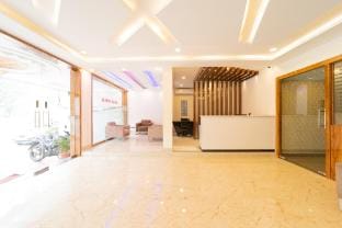 Adhava Parkinn Apartment in Chennai