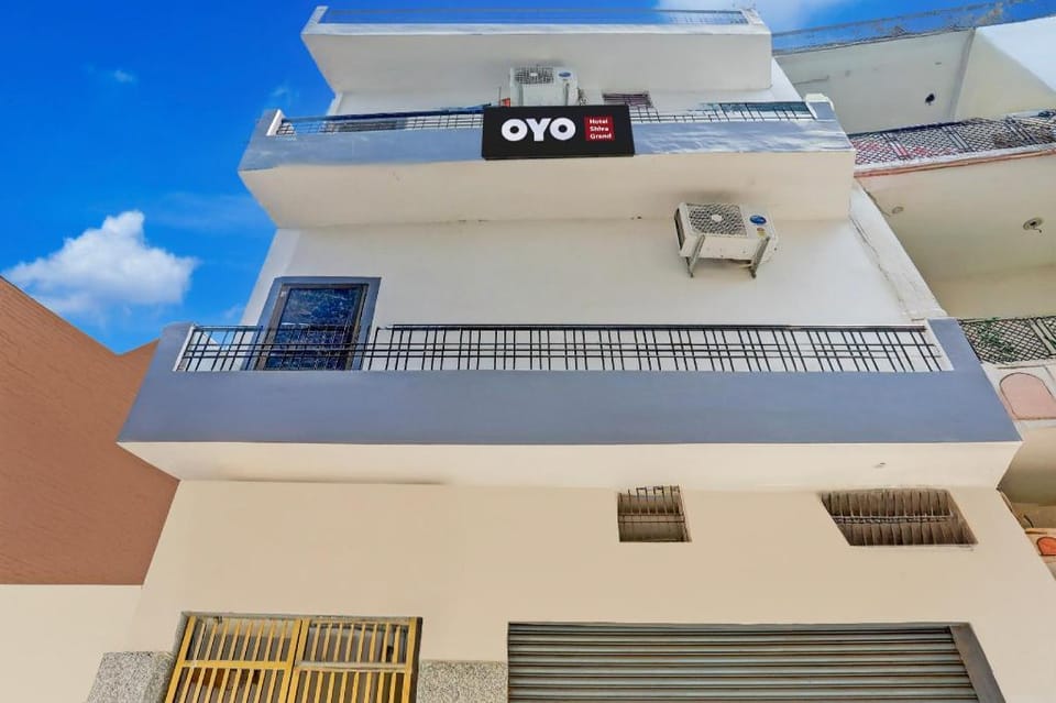 Hotel O Shiva Grand Hotel in Varanasi