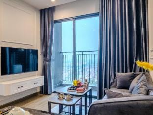 Vinhomes Ocean Park Gia Lam by QMP Apartment in Laos